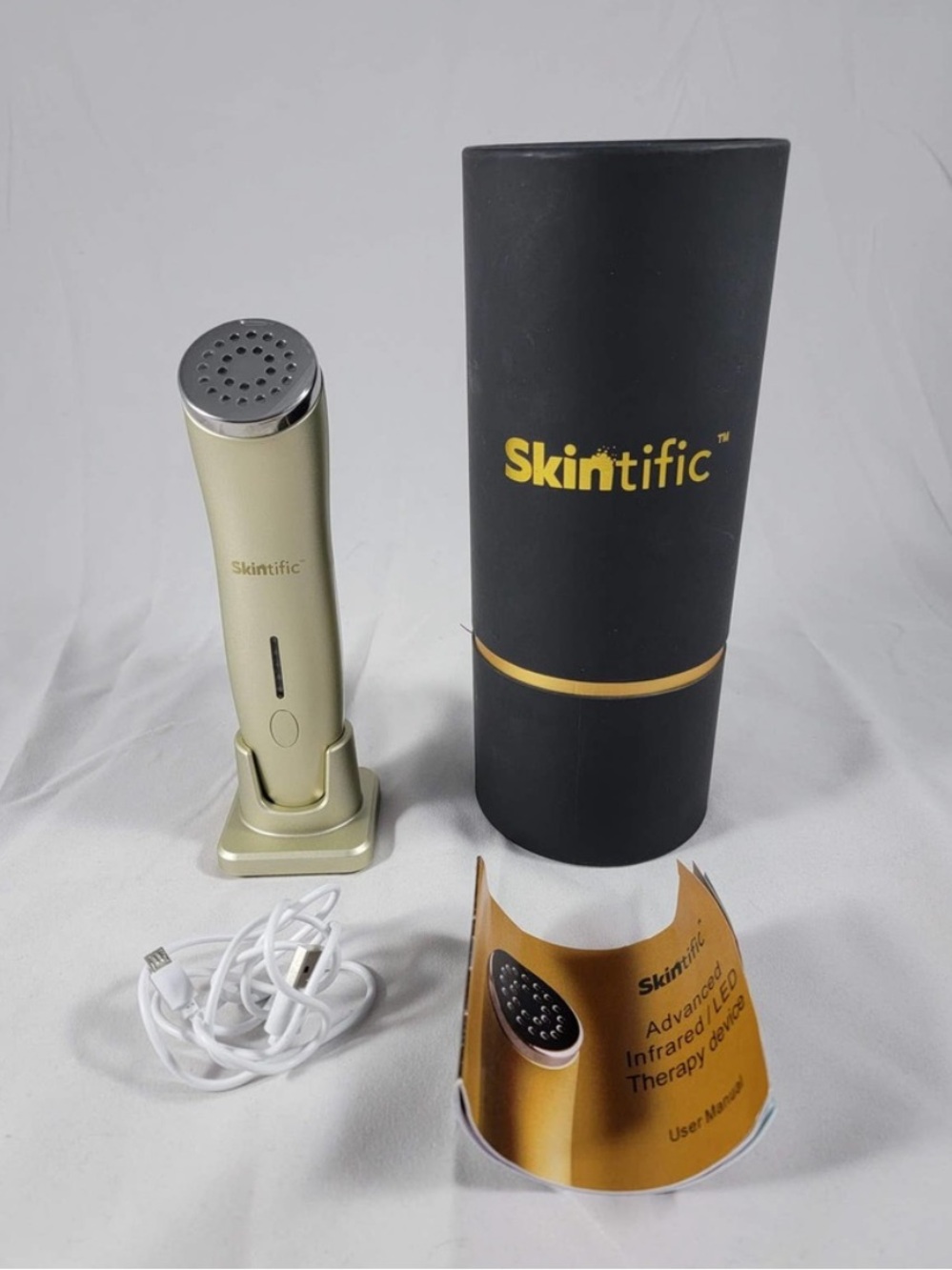 Skintific Advanced Infrared LED Therapy Device 624 nm vis / 940 nm inv